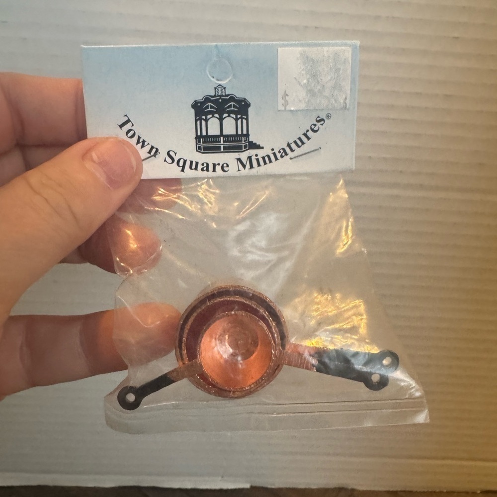 Town Square Miniatures Copper Pot